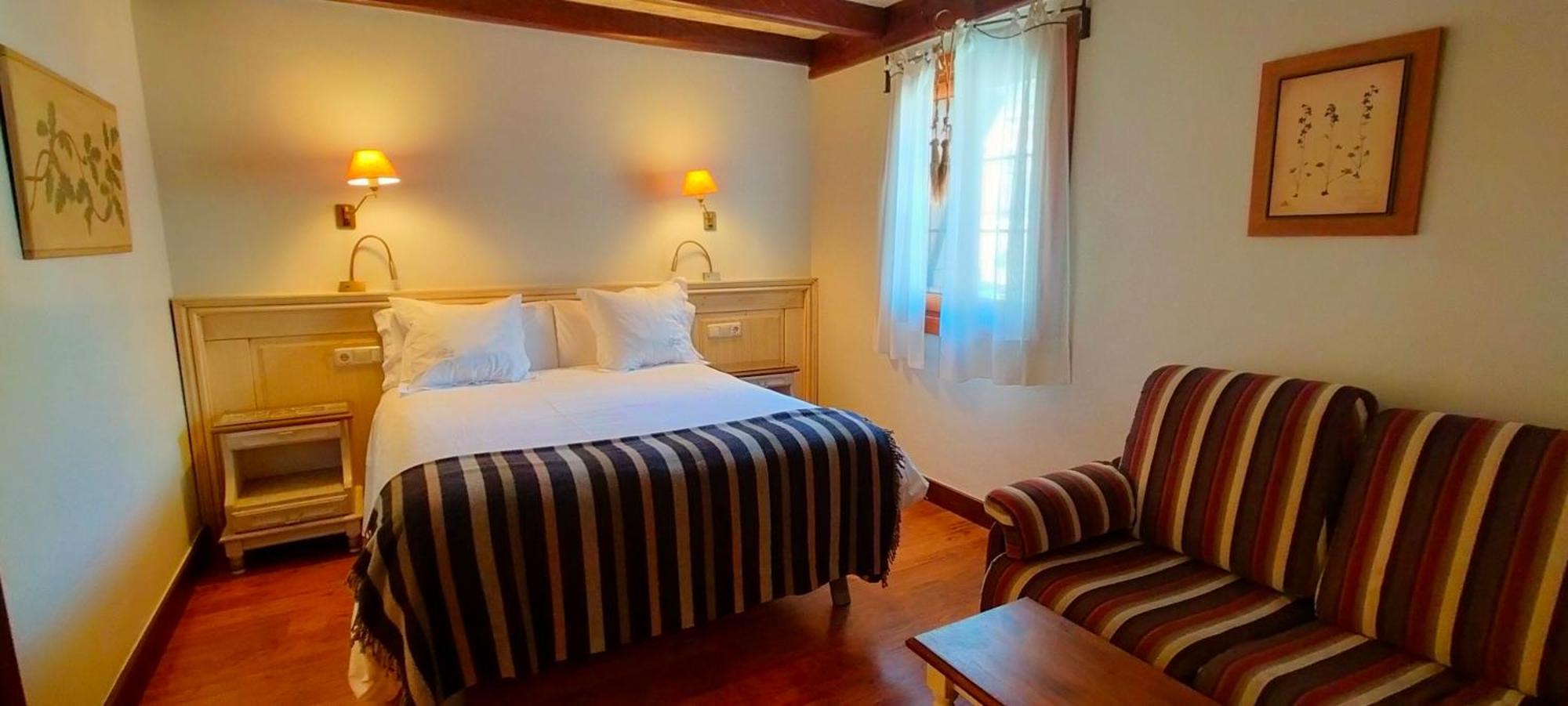 Hotel Villa De Torla Exteriér fotografie