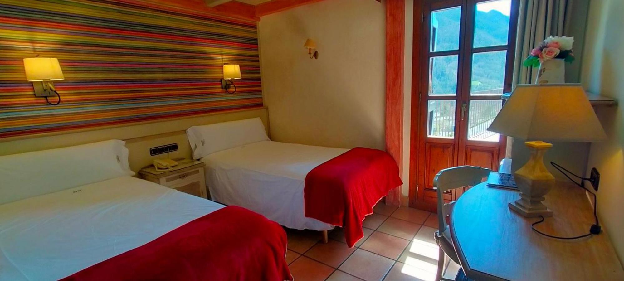 Hotel Villa De Torla Exteriér fotografie